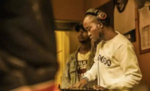 DJ Mlu Za X SDP - Nombholo (Original Mix)